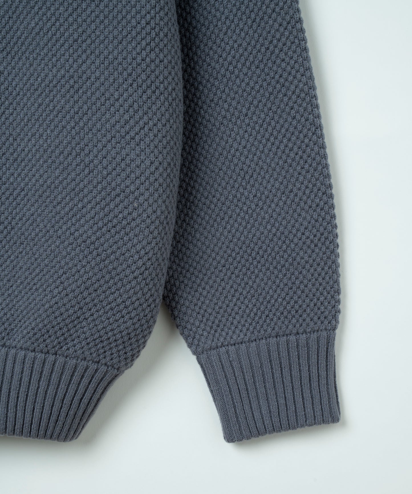 クルーネックプルオーバーニット GRY